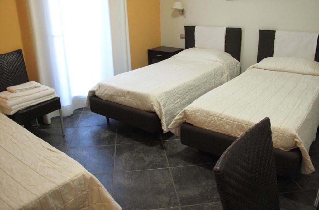 Hotel La Cavalera アウグスタ 部屋 写真