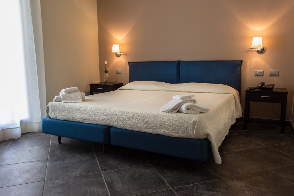 Hotel La Cavalera アウグスタ エクステリア 写真