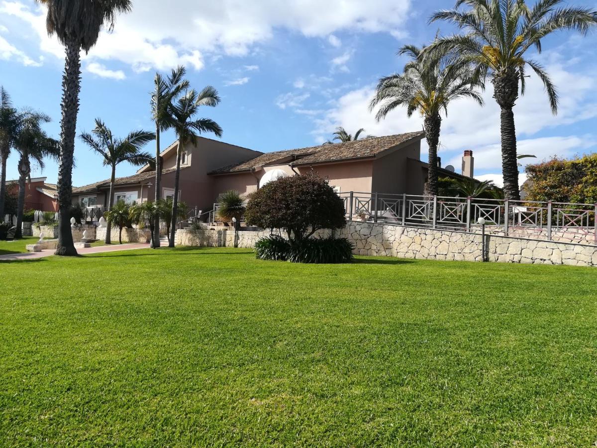 Hotel La Cavalera アウグスタ エクステリア 写真